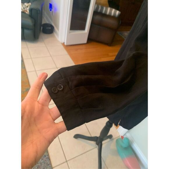 NWT Crown & Ivy Women's 3/4 Sleeve Ruffle Neck Top - Picture 7 of 10